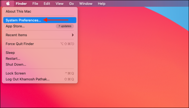 Seleccione Preferencias del sistema en el menú Apple en Big Sur