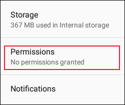 La entrada de permisos en la lista de configuración de los servicios de Google Play