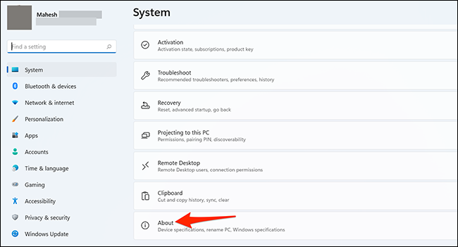 Seleccione "Acerca de" en la configuración de "Sistema" en Windows 11.