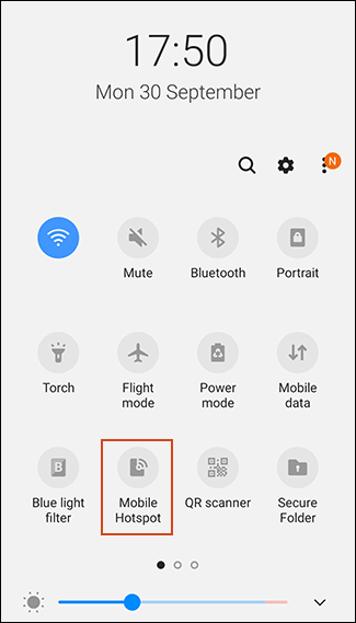 Toca "Hotspot móvil" en la pantalla de notificaciones.
