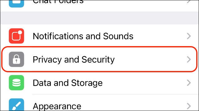 Acceda a la configuración de privacidad y seguridad en Telegram