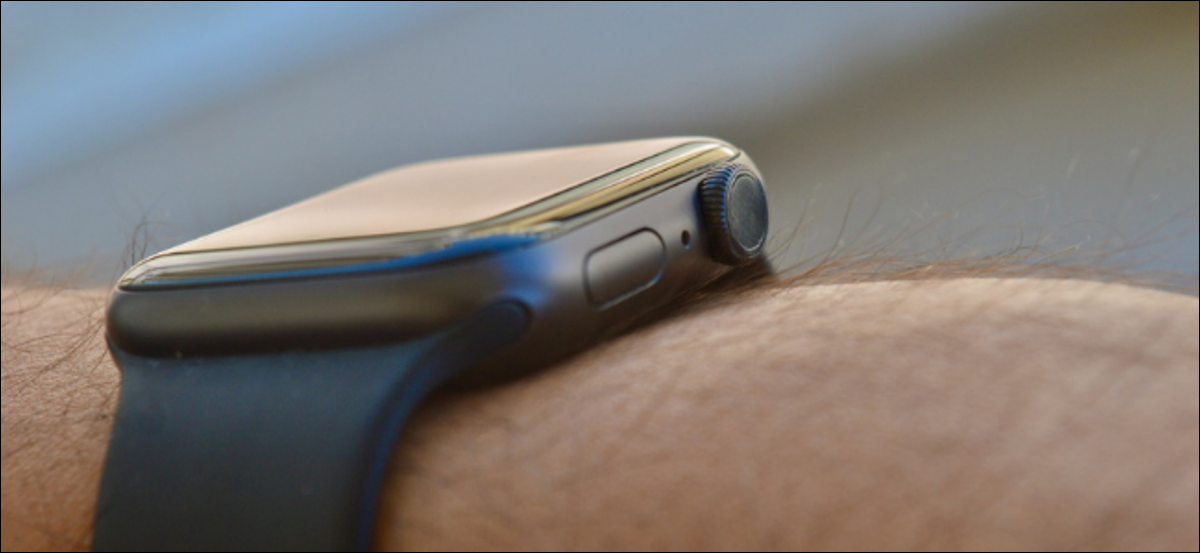 Botón lateral en Apple Watch