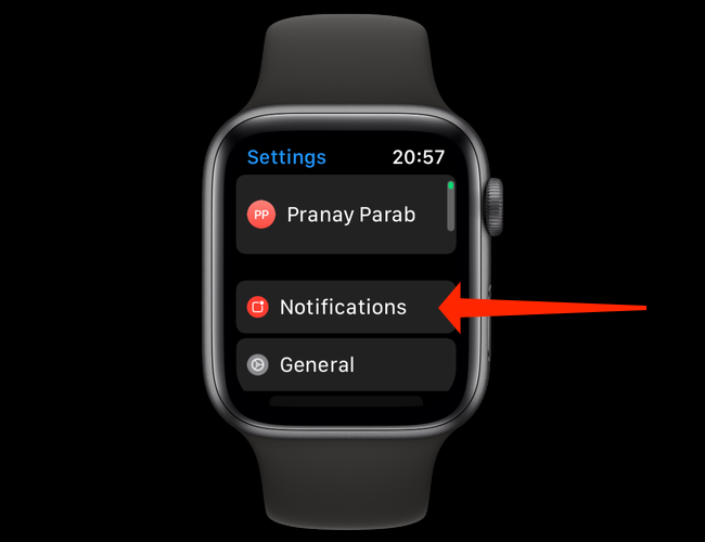 En la configuración de Apple Watch, abre "Notificaciones".
