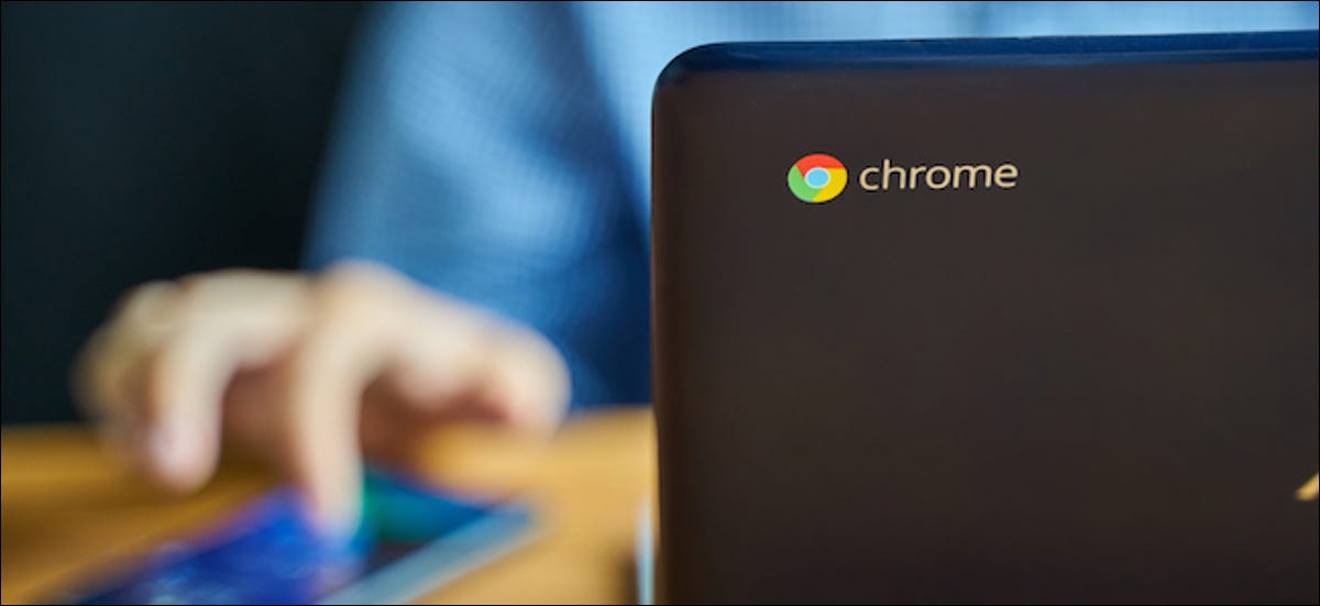 Chromebook is unlocked with an Android smartphone
