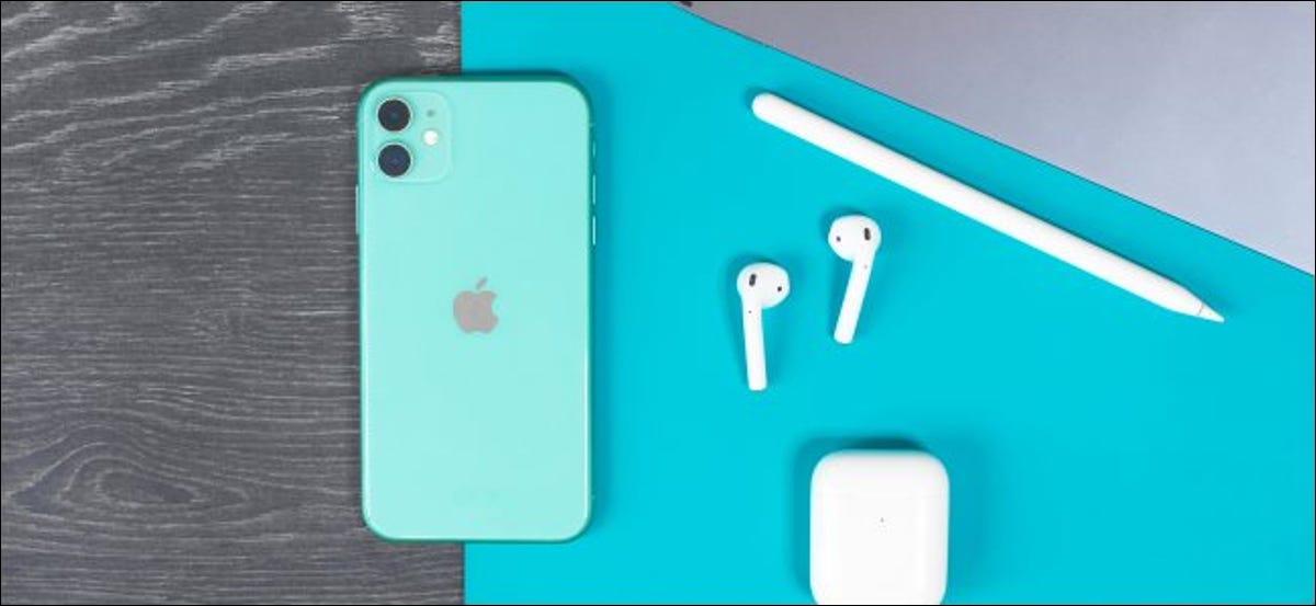 Un iPhone, iPad, AirPods y Apple Pencil