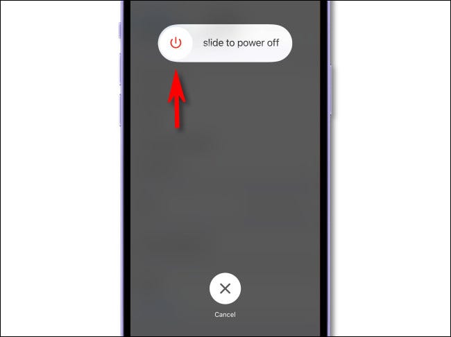 Utilice el control deslizante "deslizar para apagar" para apagar el iPhone.