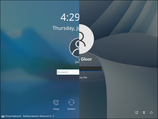 Uma comparação de tela dividida da tela de login do KDE Neon e da tela de login do Windows 11, respectivamente.