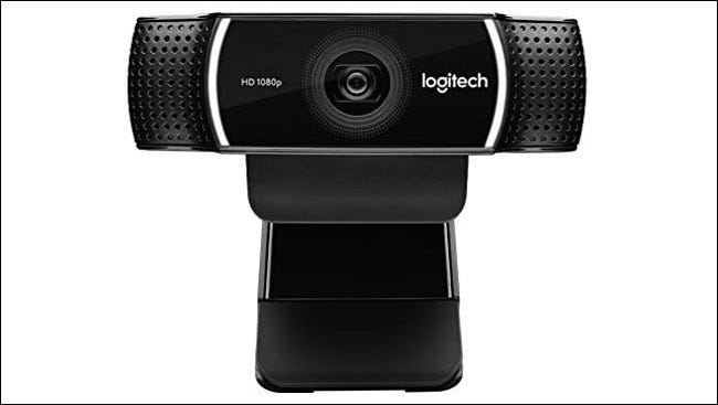 Una cámara web HD con clip Logitech.