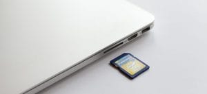 sd-card-next-to-an-apple-macbook-5135411-6351115-jpg-2314333