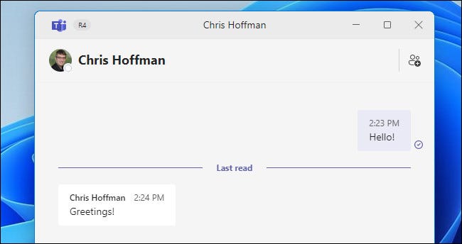 La ventana de chat de equipos de Windows 11 que muestra un chat en acción.