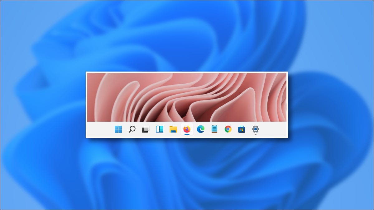 La barra de tareas de la vista previa de Windows 11