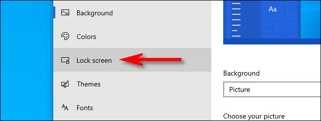 En la configuración de personalización de Windows, haga clic en "Pantalla de bloqueo" en la barra lateral.